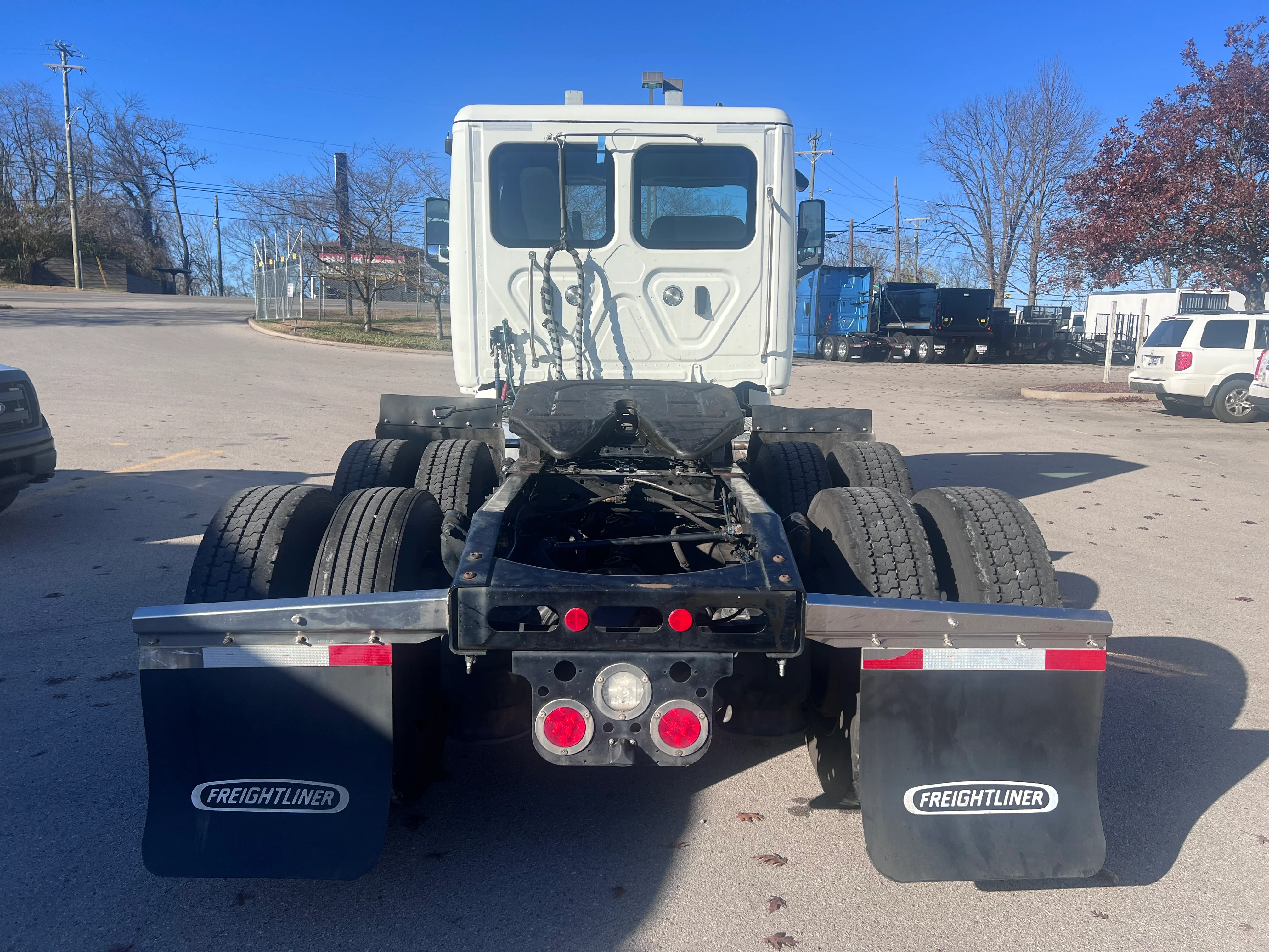 2023 Freightliner Cascadia in Nashville, TN — photo 4