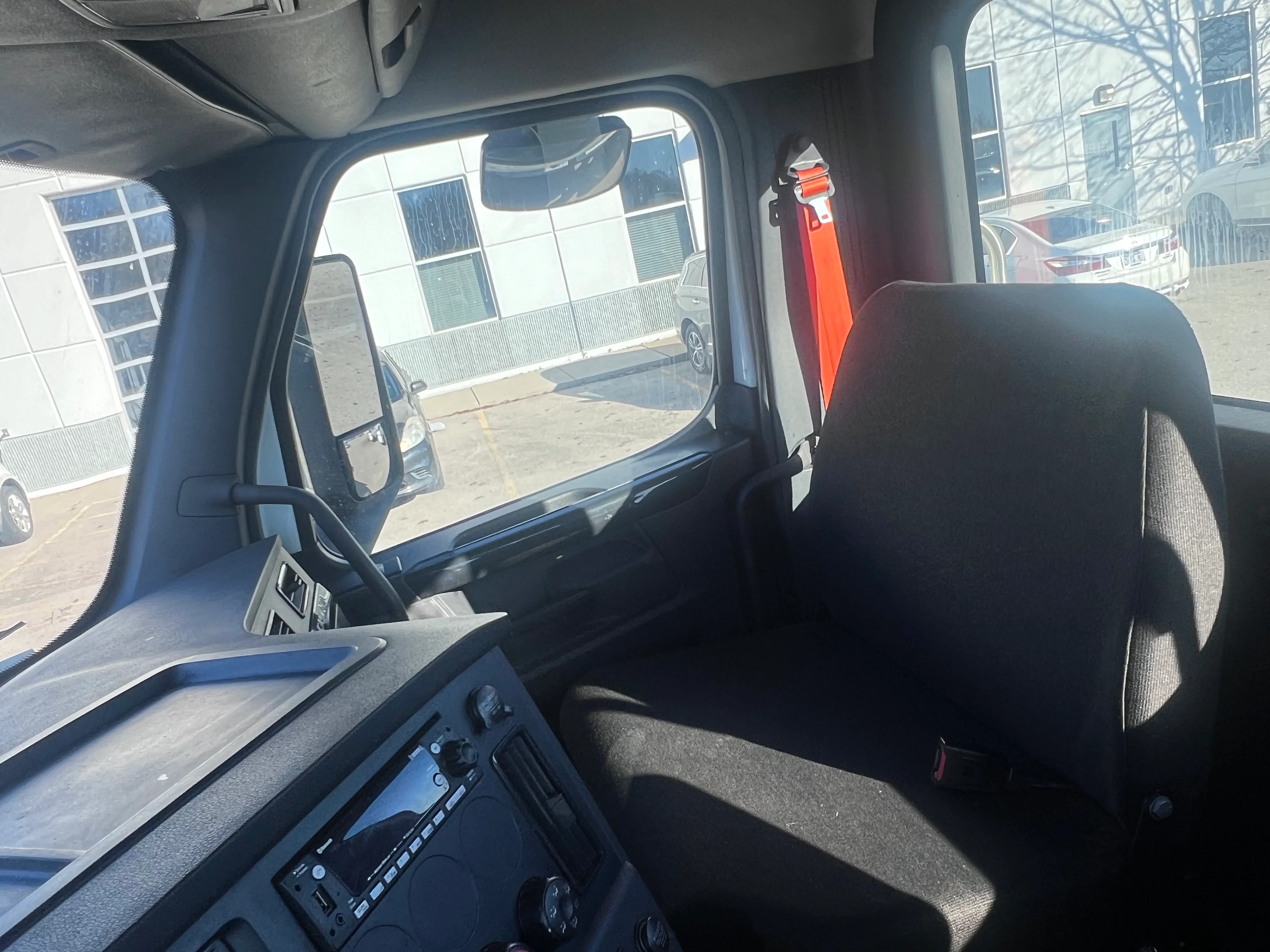 2023 Freightliner Cascadia in Nashville, TN — photo 18