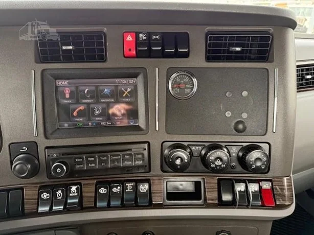 2016 Kenworth T680 - image 13