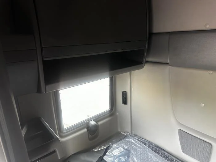 2026 International LT - image 19