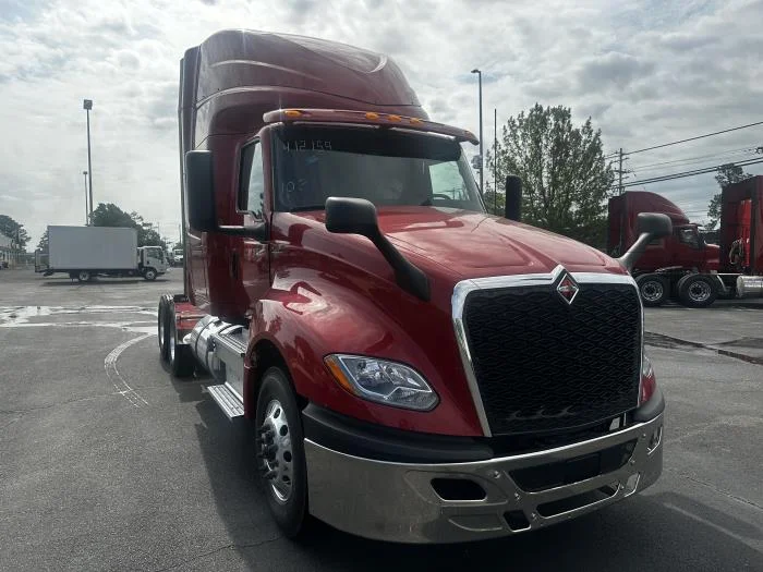 2026 International LT - image 4