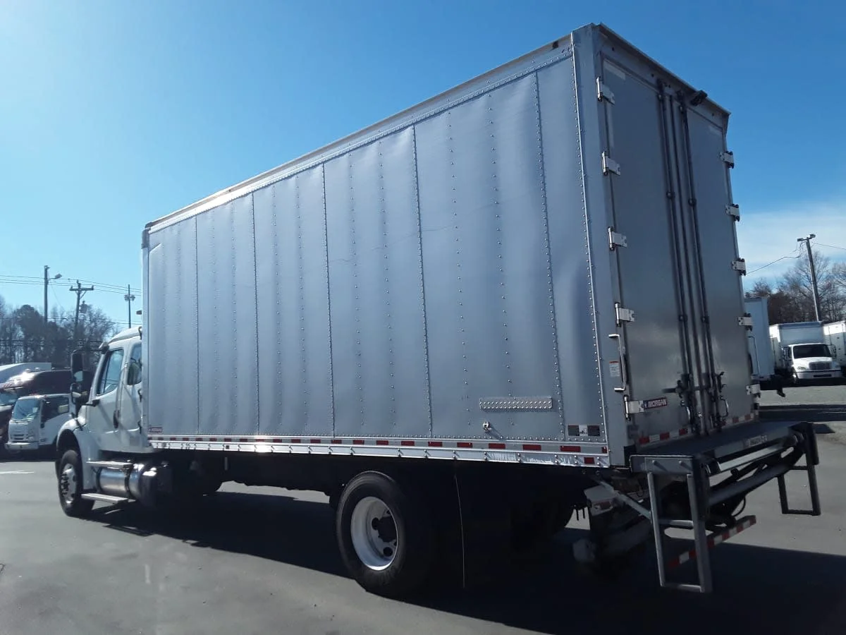 2021 Freightliner M2 106 - image 11