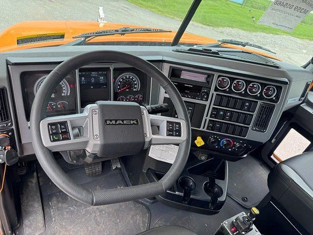 2026 Mack Granite in La Vergne, TN — photo 11