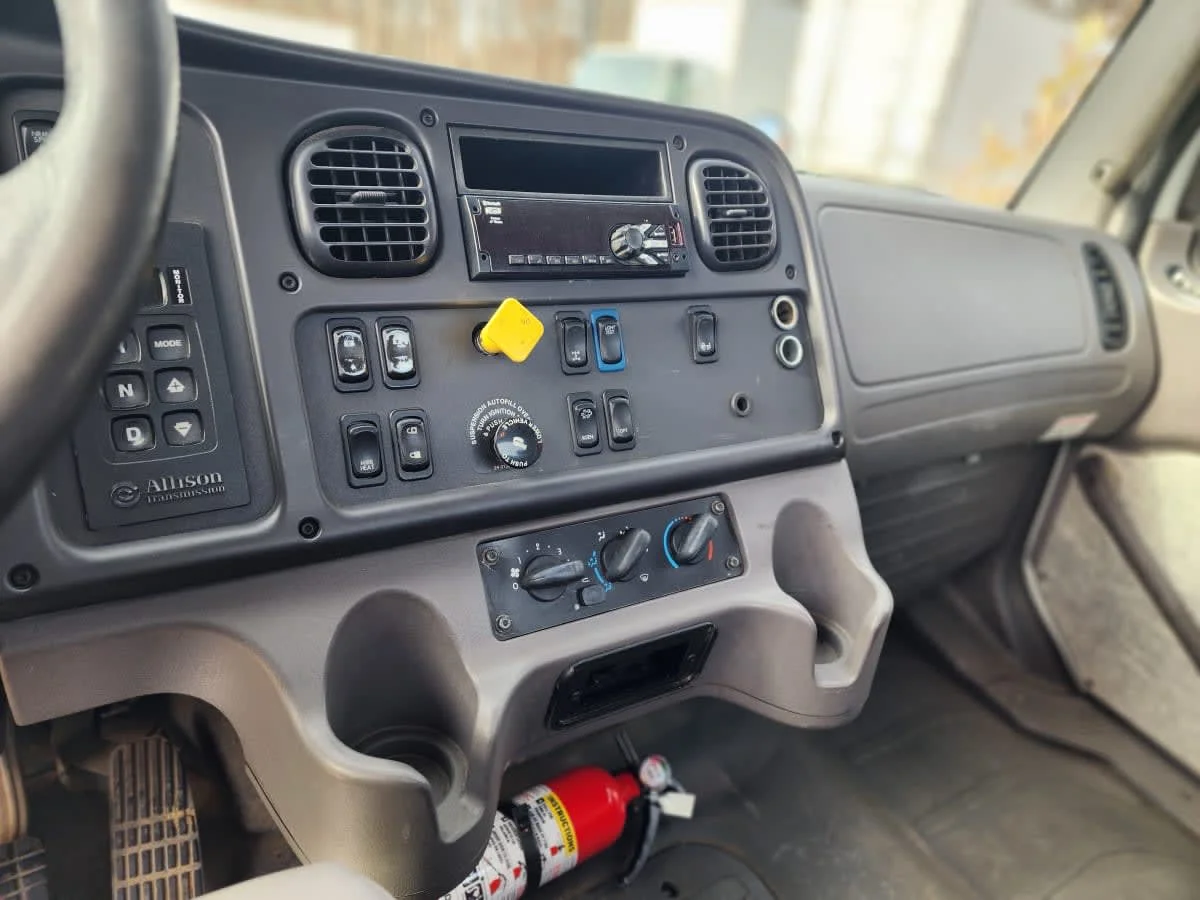 2019 Freightliner M2 106 in Greensboro, NC — photo 8