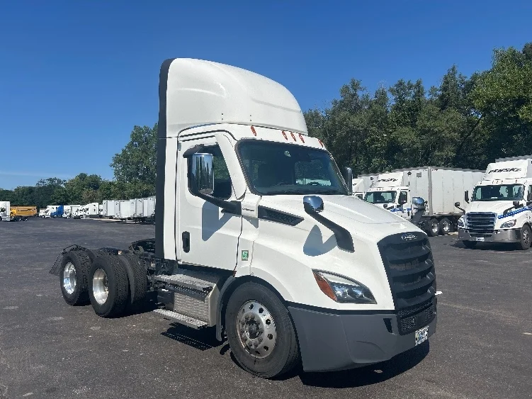 2023 Freightliner Cascadia in Indianapolis, IN