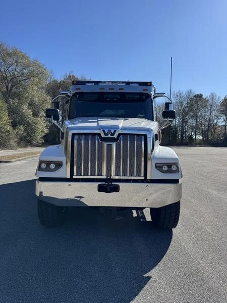 2026 Western Star — photo 9