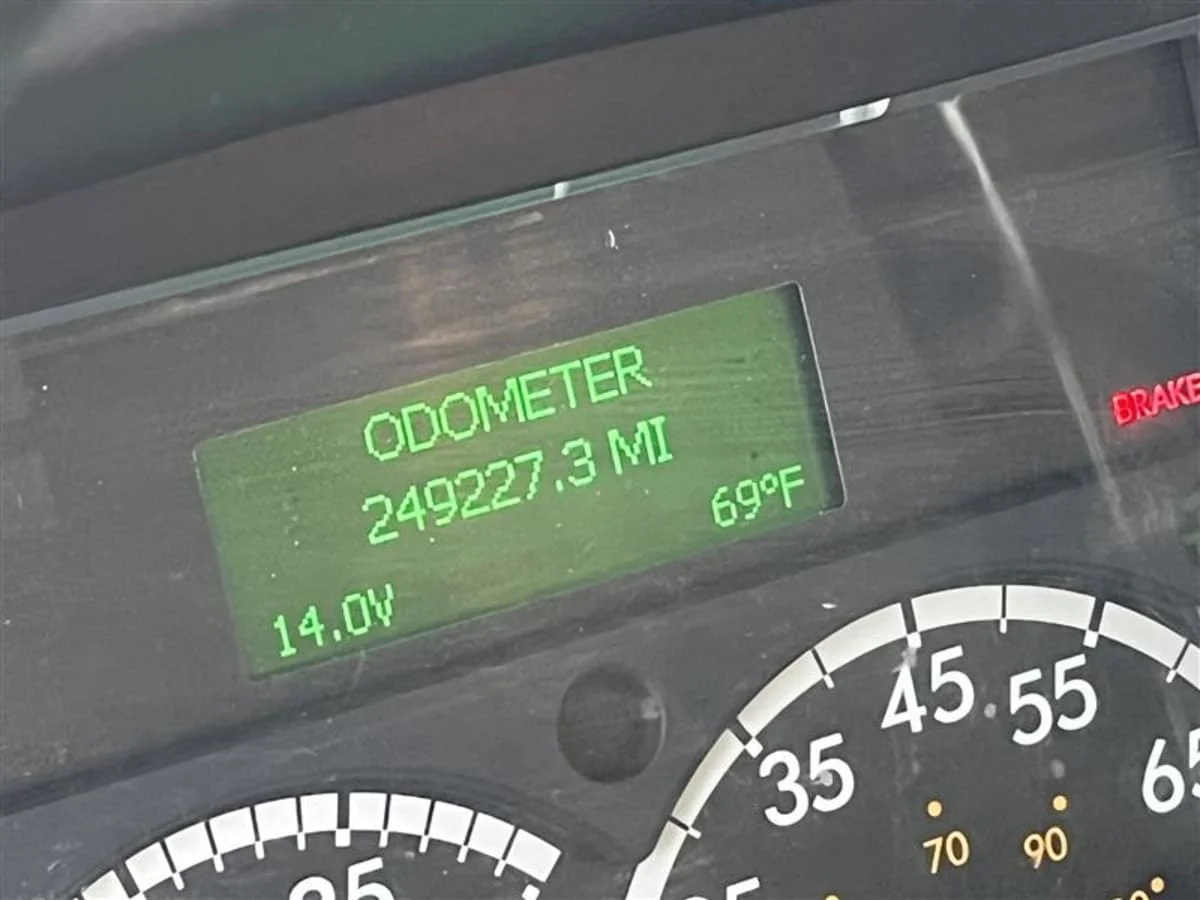 2018 Freightliner M2 106 - image 12