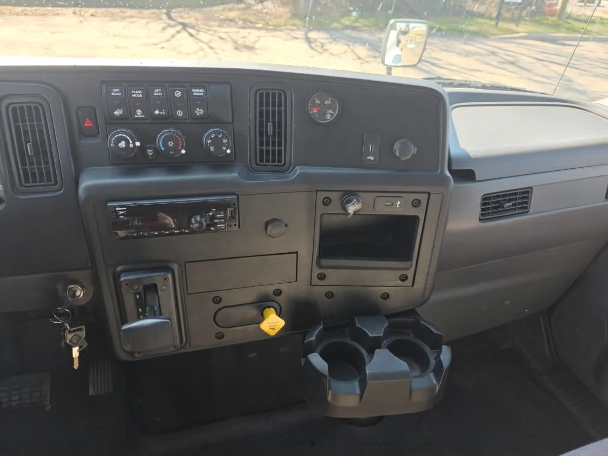 2020 International MV in Bensalem, PA — photo 11