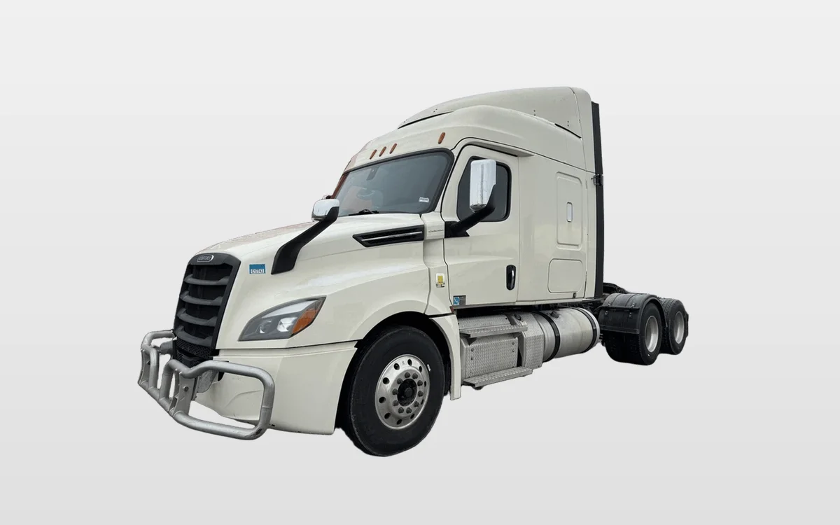2020 Freightliner Cascadia - image 1