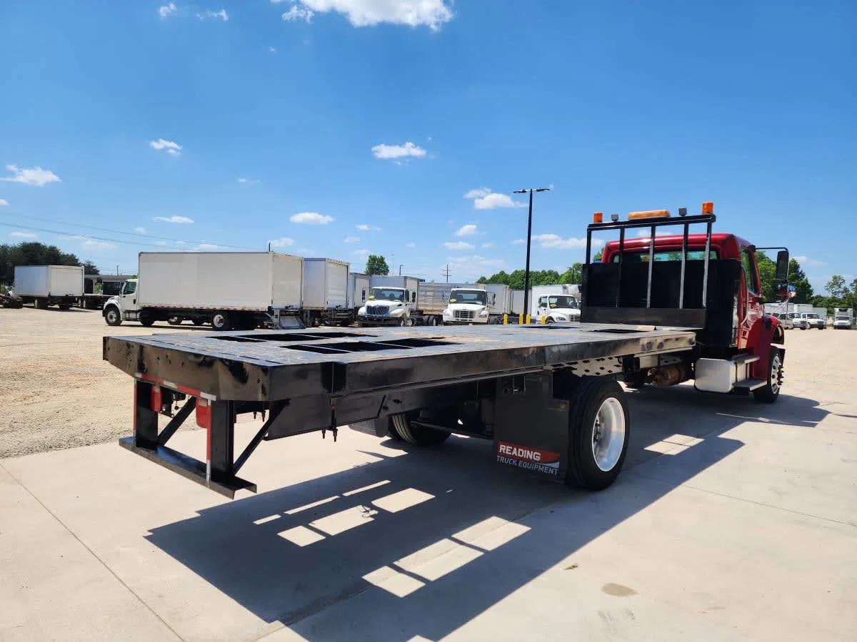 2019 Freightliner M2 106 in Greensboro, NC — photo 4
