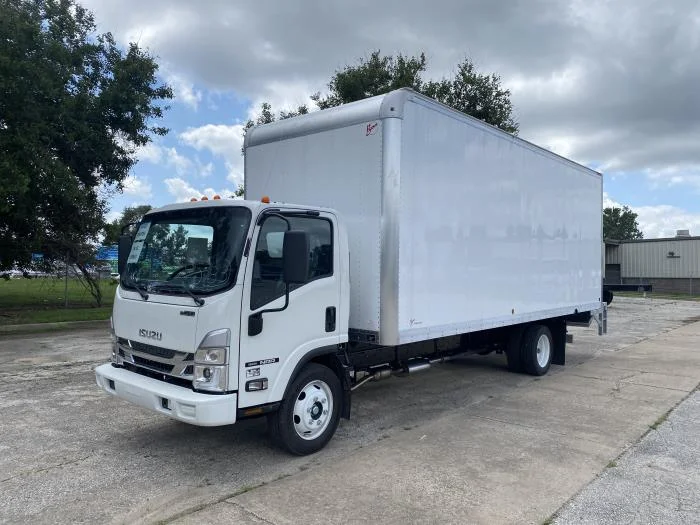 2026 Isuzu NRR — photo 2