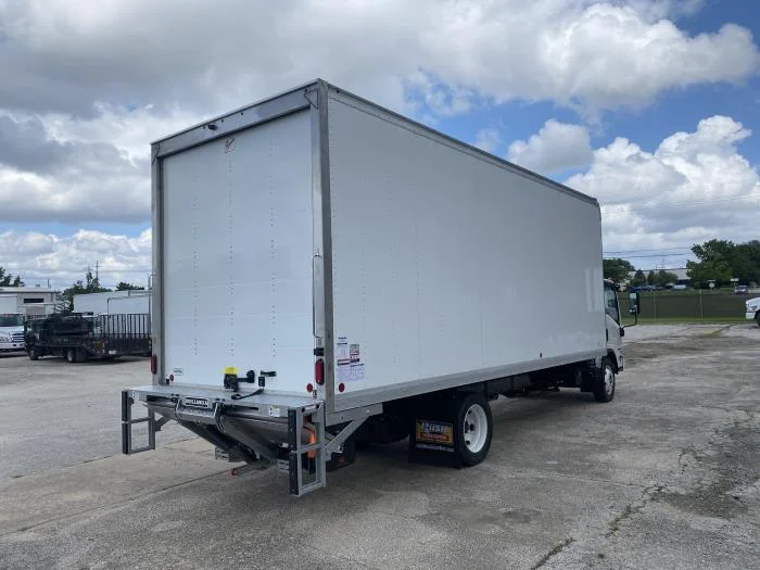 2026 Isuzu NRR — photo 7