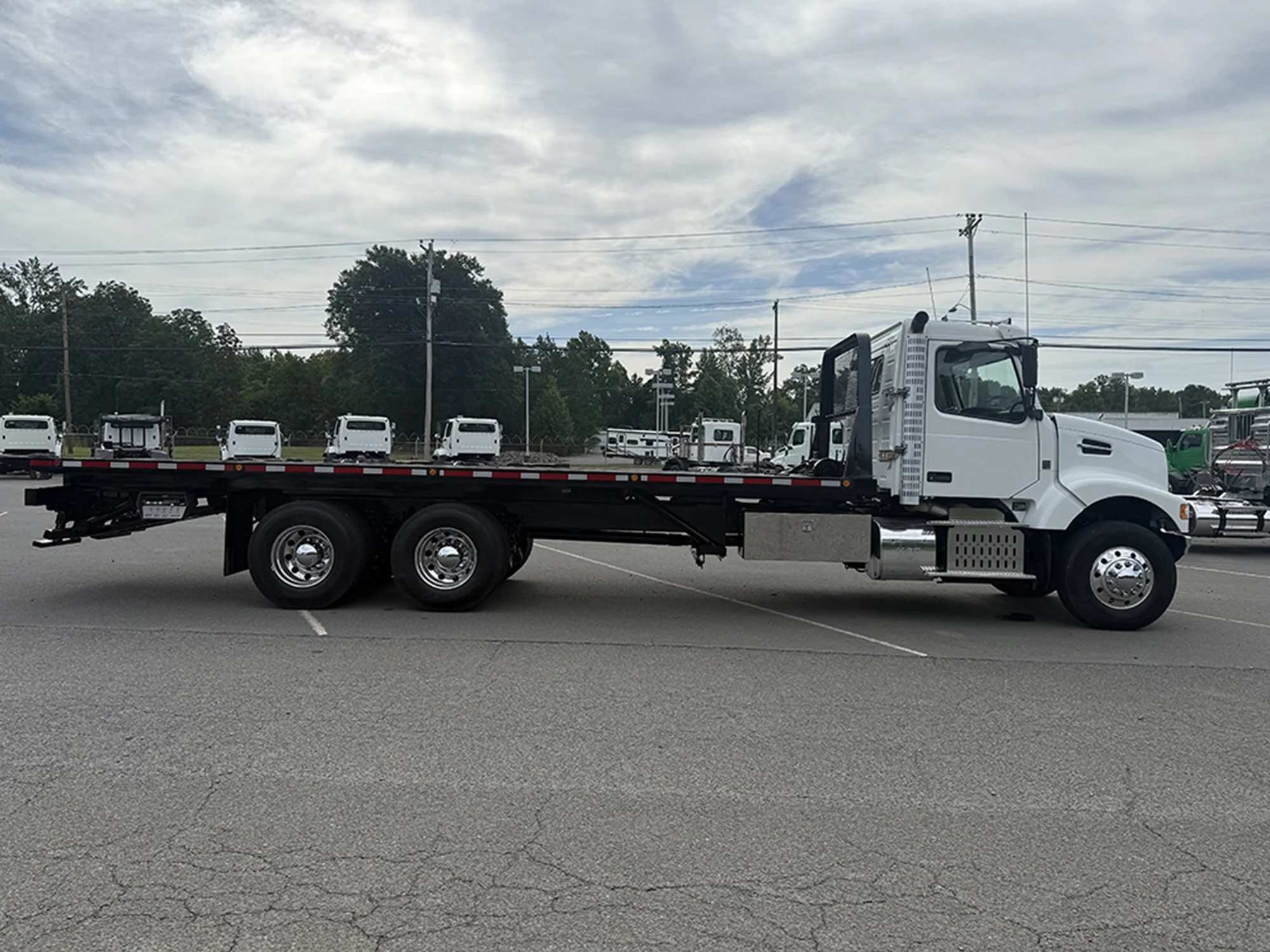 2016 Volvo VHD 300 — photo 3