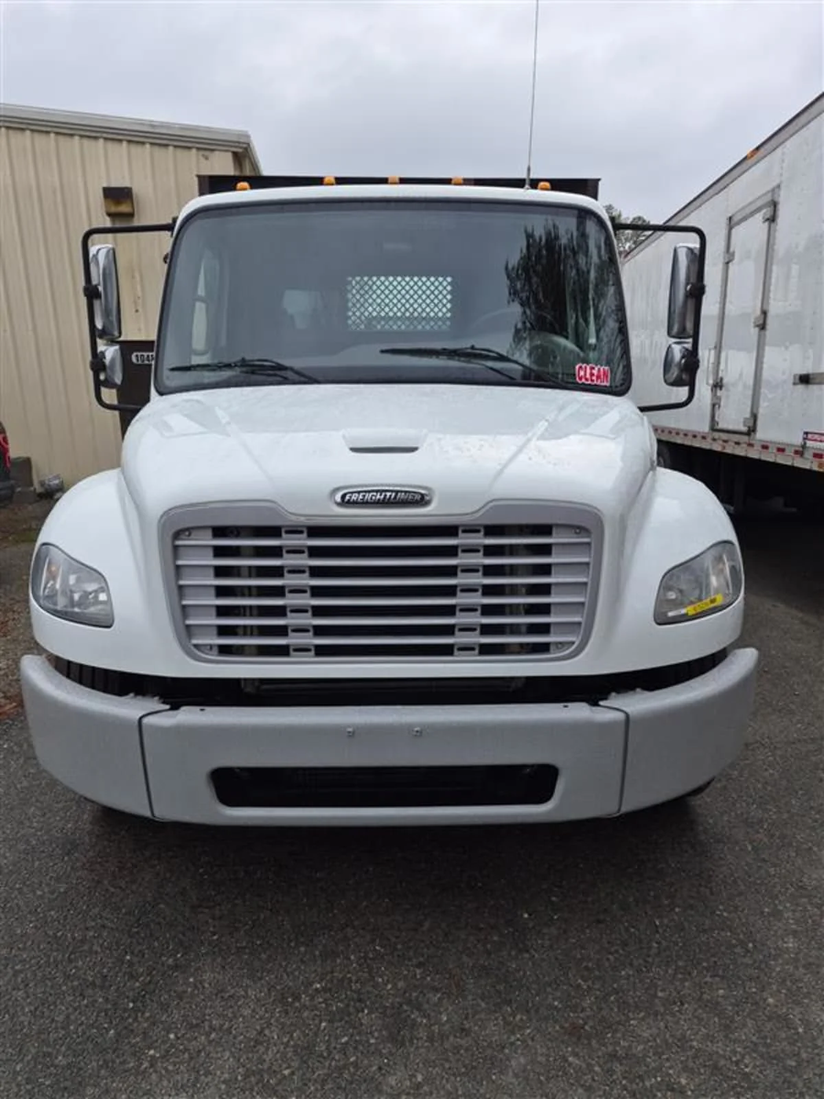 2017 Freightliner M2 106 in Ashland, VA — photo 2