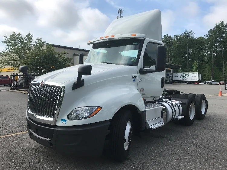 2019 International LT in Prince George, VA — photo 3