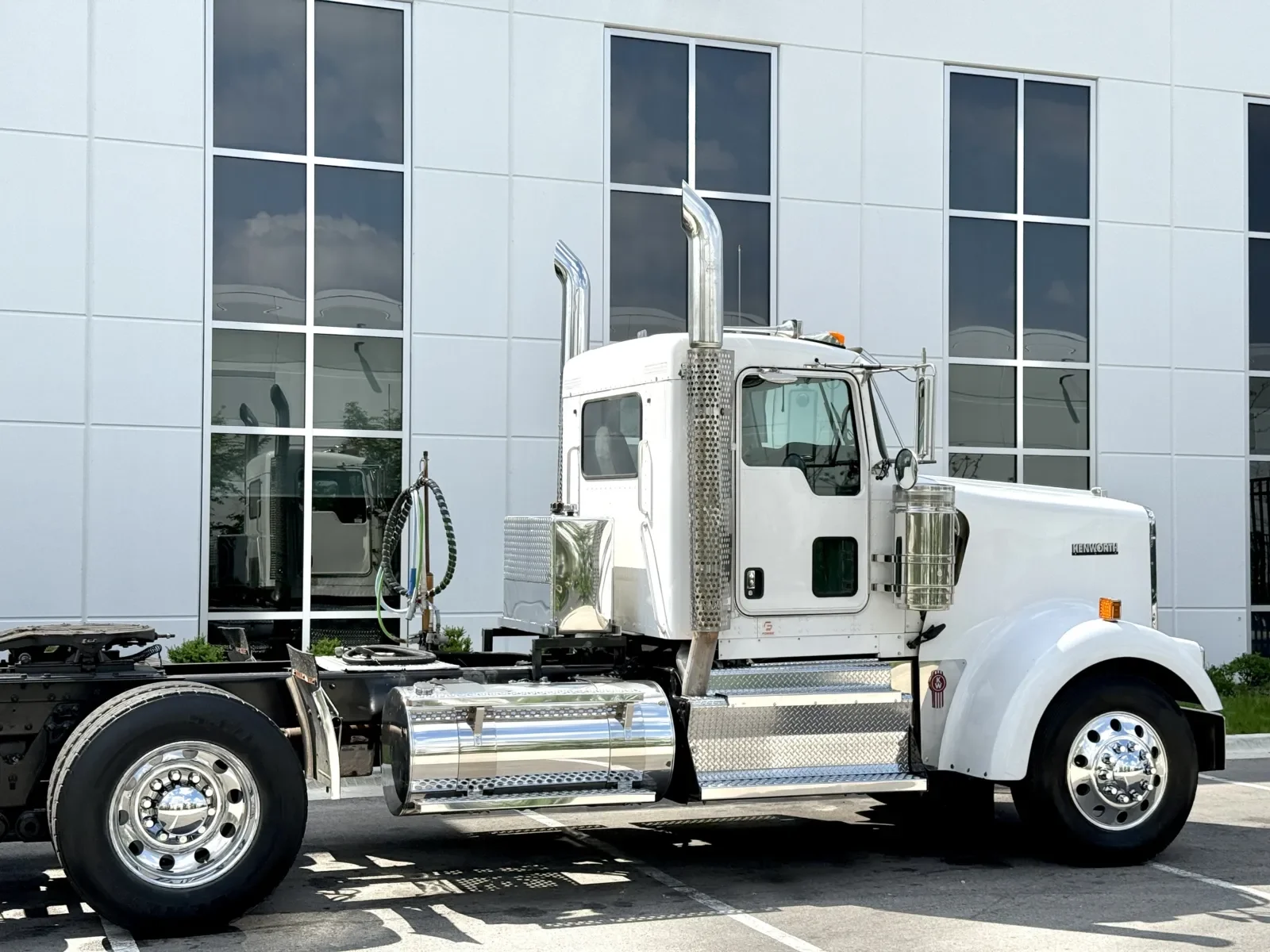 2015 Kenworth W900 - image 7