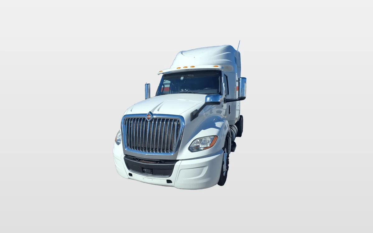 2019 International - image 1