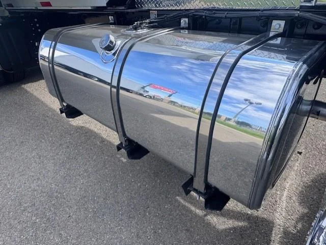 2026 Peterbilt 548 - image 10