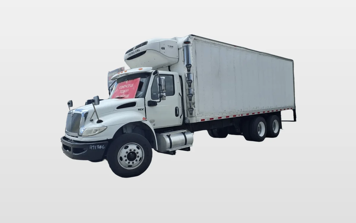 2020 International MV - image 1