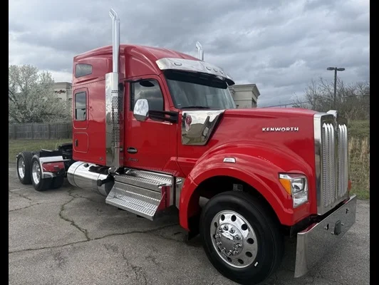 2026 Kenworth W990 in Van Buren, AR