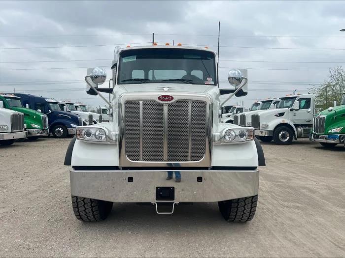 2025 Peterbilt 567 in Houston, TX — photo 9