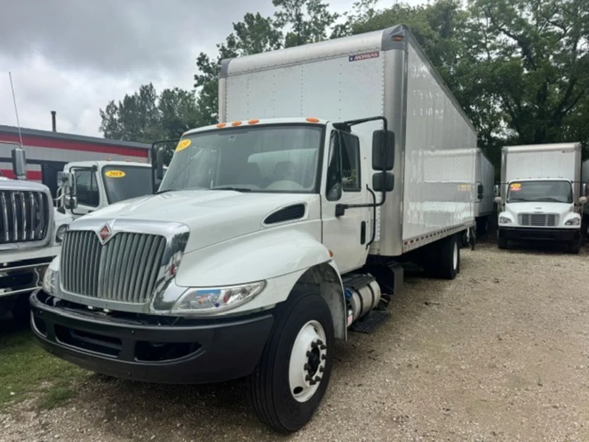 2019 International 4300 in Jacksonville, FL