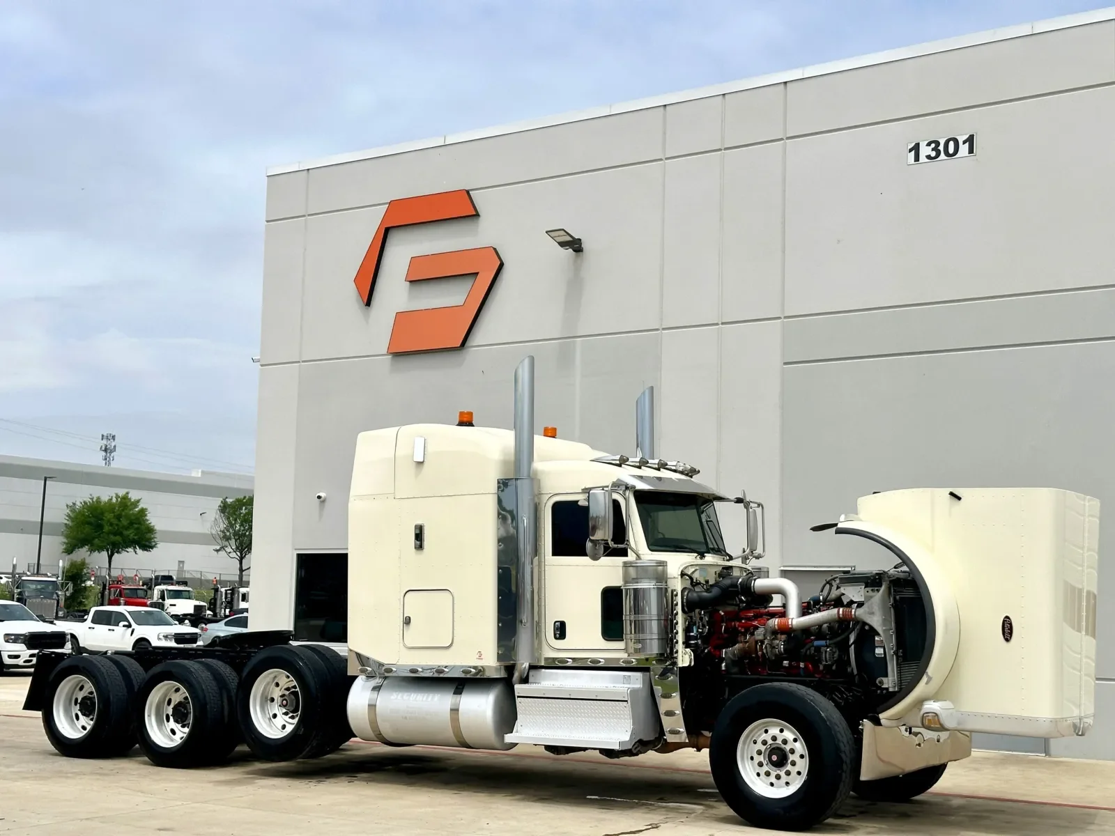 2019 Peterbilt 389 in Hutchins, TX — photo 9