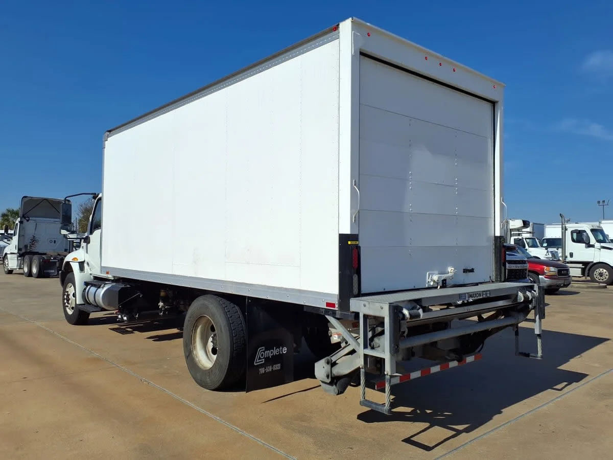 2020 International 4300 in Houston, TX — photo 6
