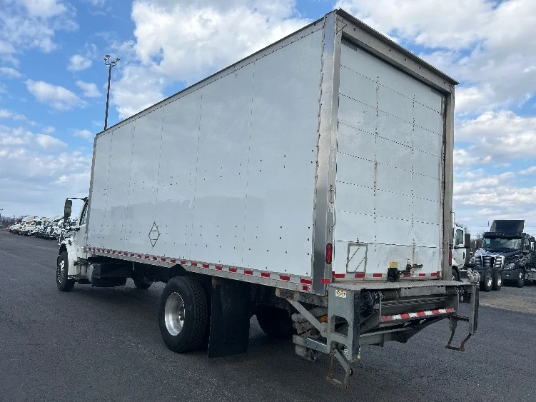 2020 Freightliner M2 106 in Duncansville, PA — photo 6