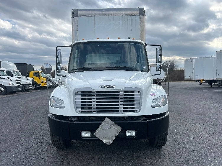 2020 Freightliner M2 106 in Duncansville, PA — photo 2