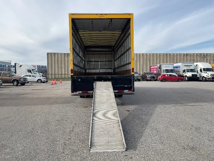 2021 International MV - image 9