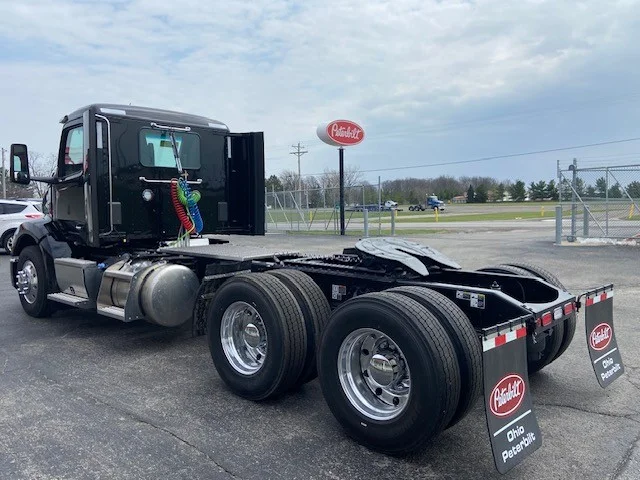 2027 Peterbilt 579 in Lima, OH — photo 4