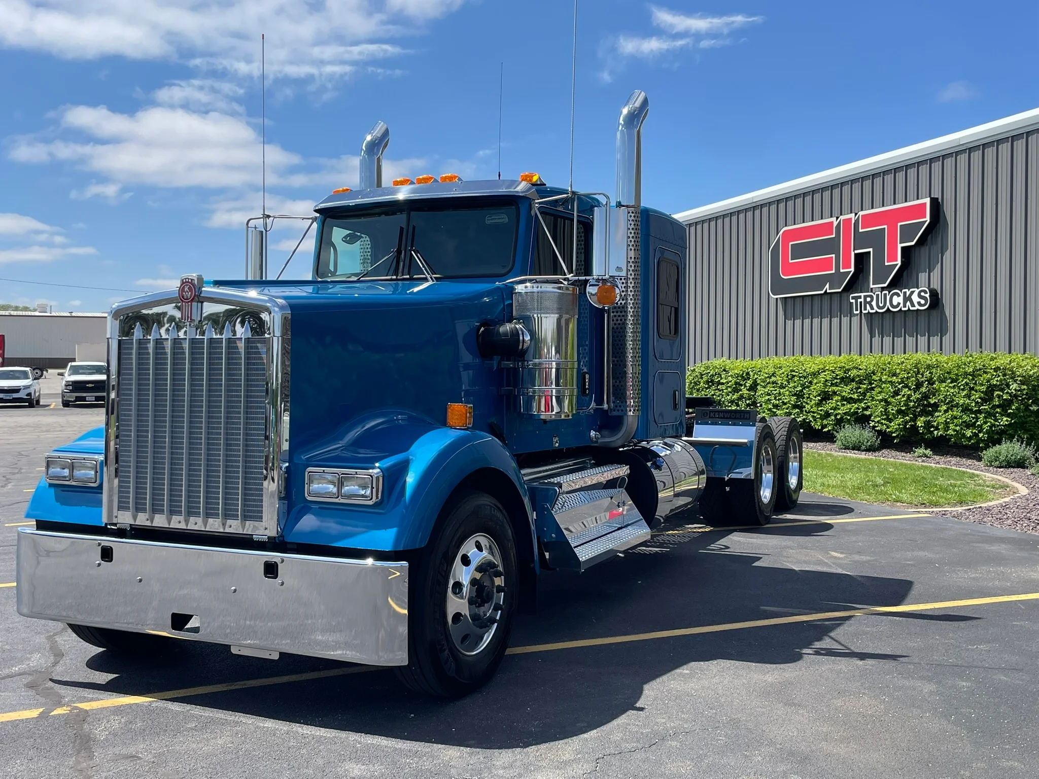 2027 Kenworth W900 in Normal, IL