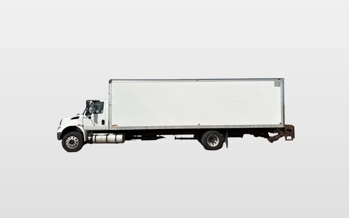 2017 International 4300 - image 1