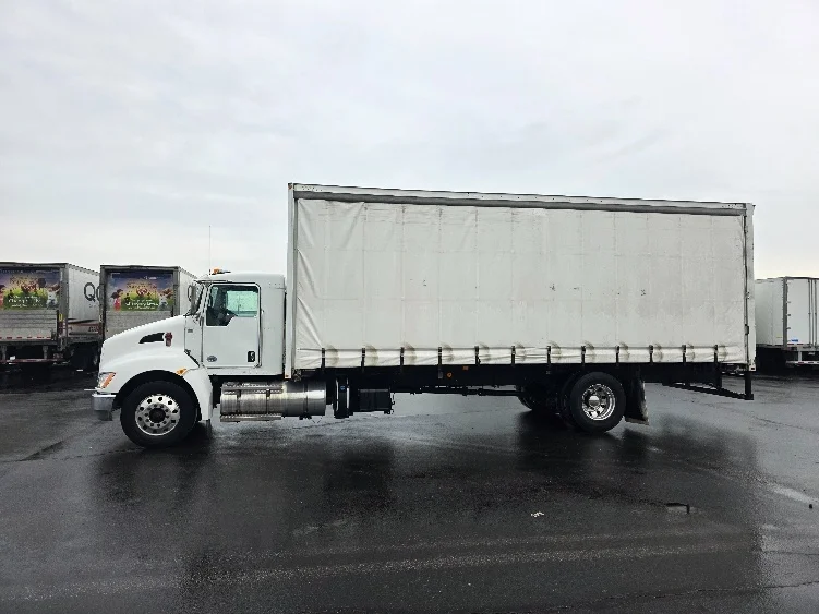 2021 Kenworth T270 in Indianapolis, IN — photo 4