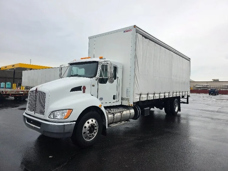 2021 Kenworth T270 in Indianapolis, IN — photo 3