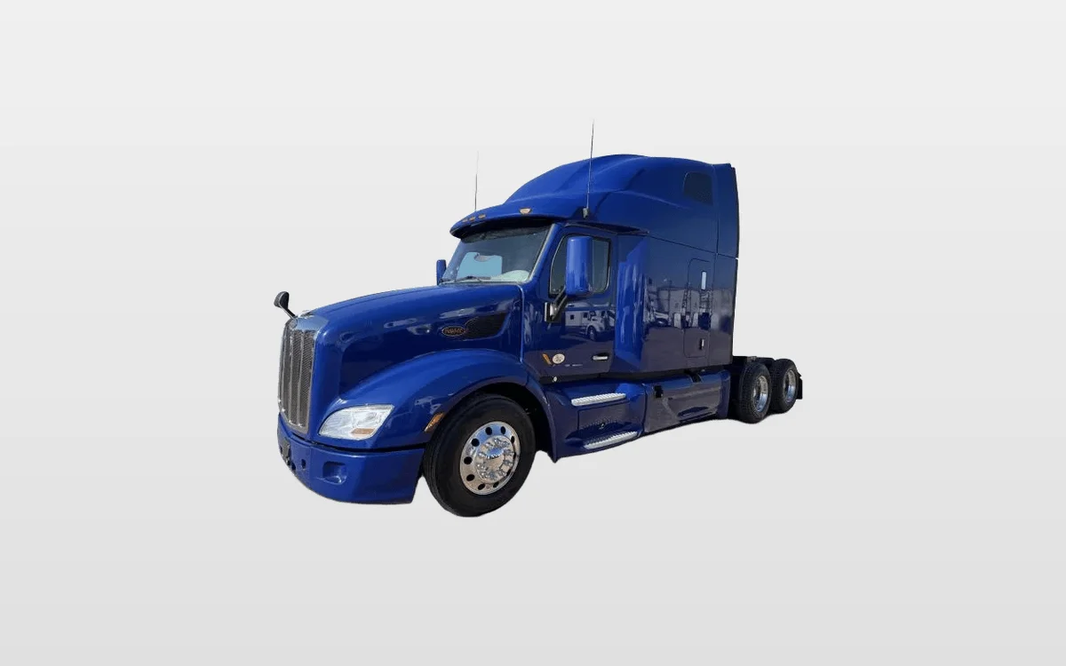 2022 Peterbilt 579 - image 1
