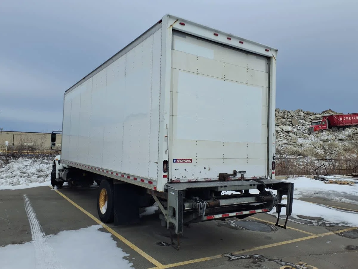 2019 International 4300 in Taylor, MI — photo 6