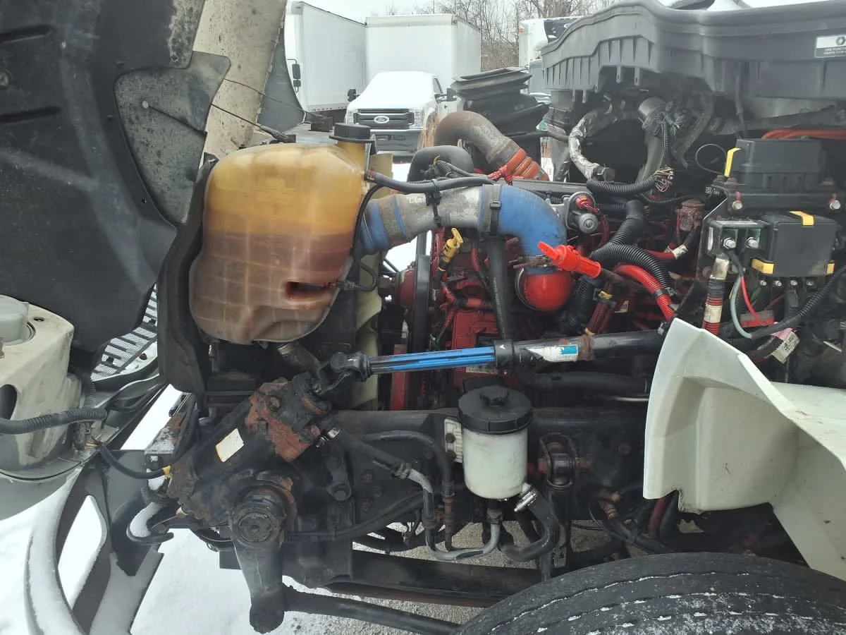 2019 International 4300 in Taylor, MI — photo 9