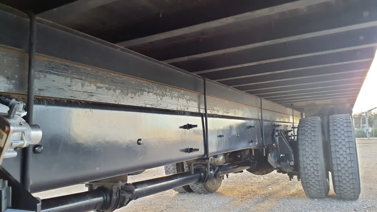 2019 International MV - image 13