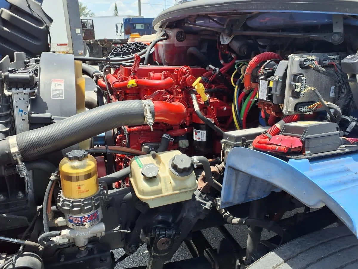 2019 Freightliner M2 106 in Davie, FL — photo 9