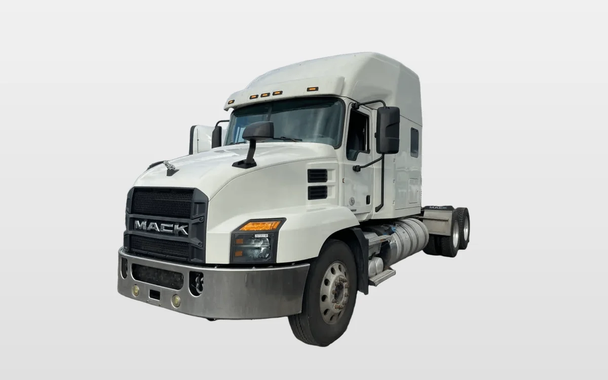 2020 Mack Anthem - image 1