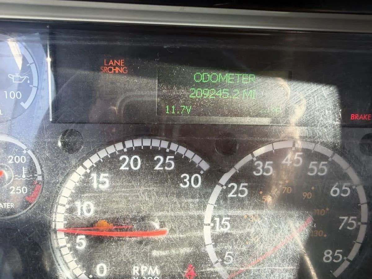 2021 Freightliner M2 106 - image 13