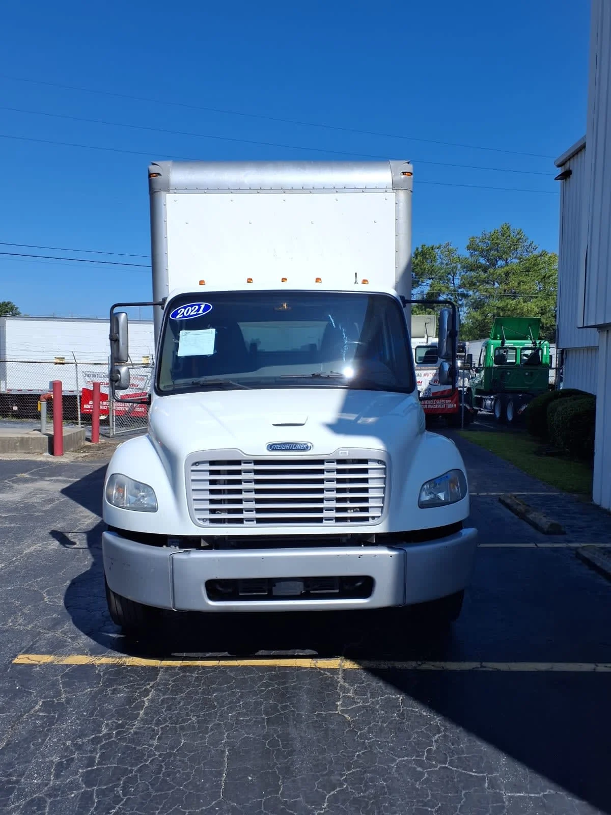 2021 Freightliner M2 106 in Doraville, GA — photo 2
