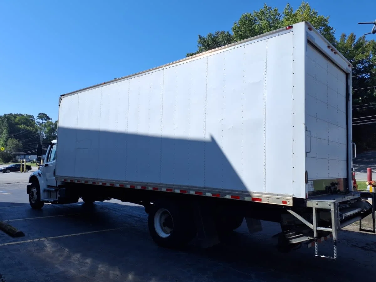2021 Freightliner M2 106 in Doraville, GA — photo 6