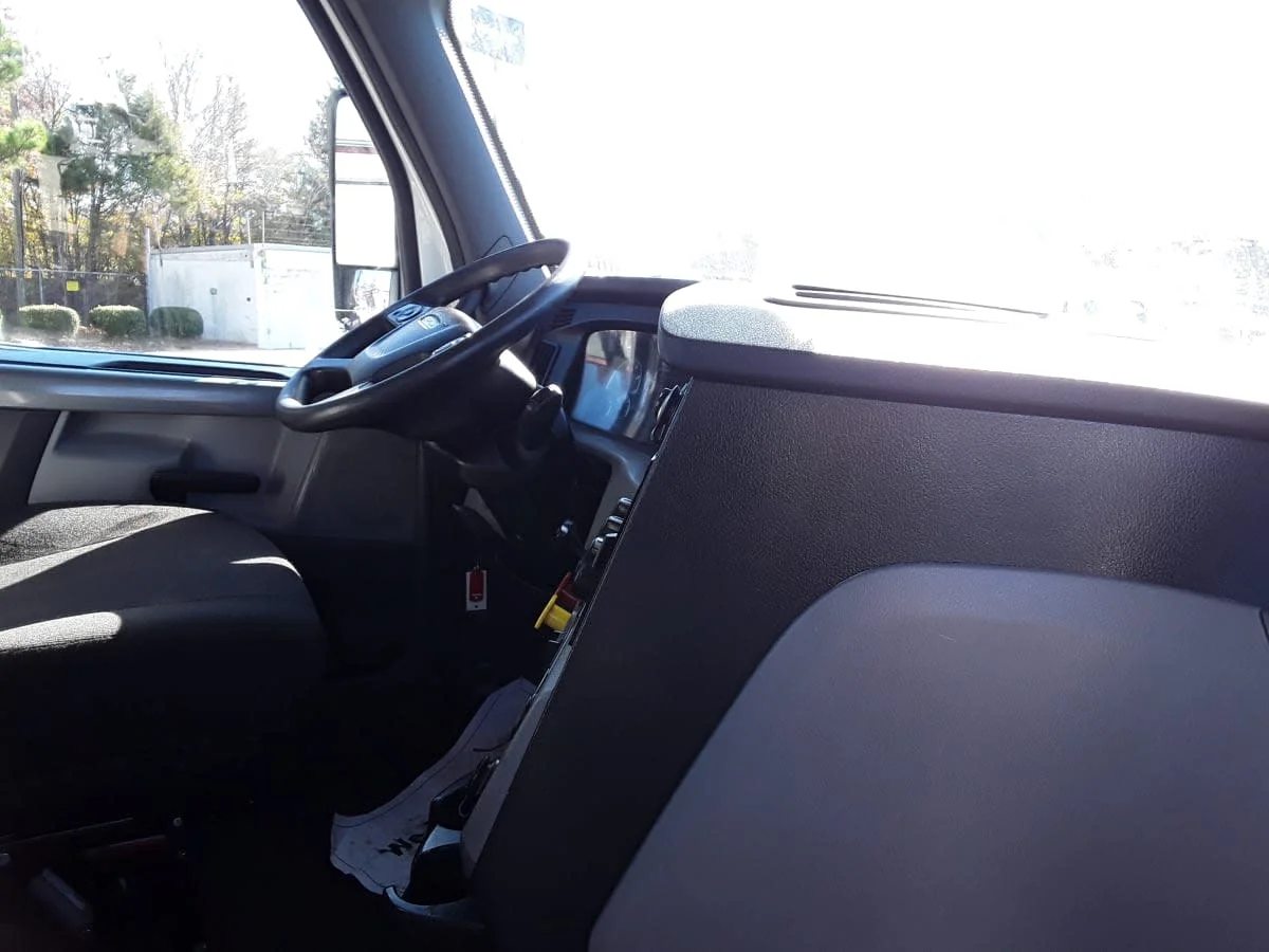 2020 Freightliner Cascadia in Charlotte, NC — photo 6