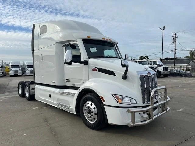 2024 Peterbilt 579 - image 9
