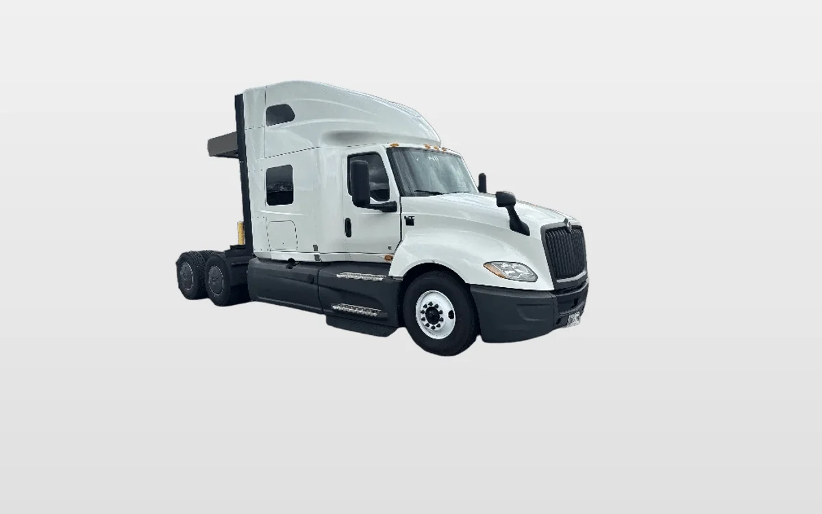 2023 International LT - image 1