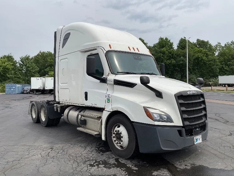 2022 Freightliner Cascadia