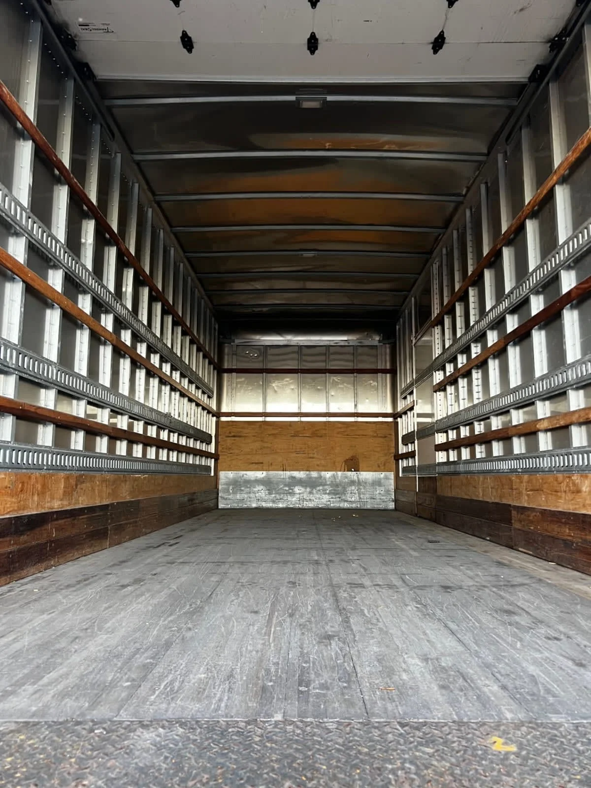 2019 International MV - image 8